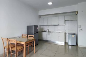 Dedaun Hijau (Greenfield Regency)