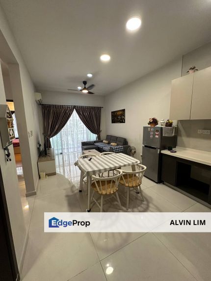 Country Garden/ Near Ciq/ Pool View/ 2bed 1bath/ Good Condition/ Cheap, Johor, Johor Bahru