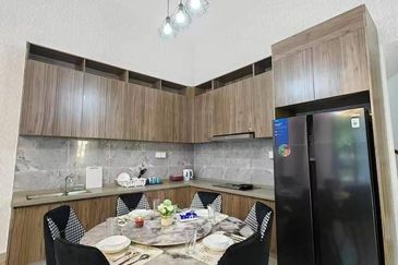 Forest City Golf Resort, Gelang Petah