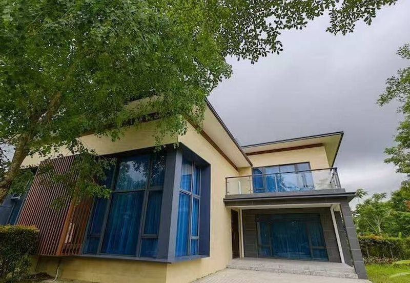 Forest City Golf Resort, Gelang Petah