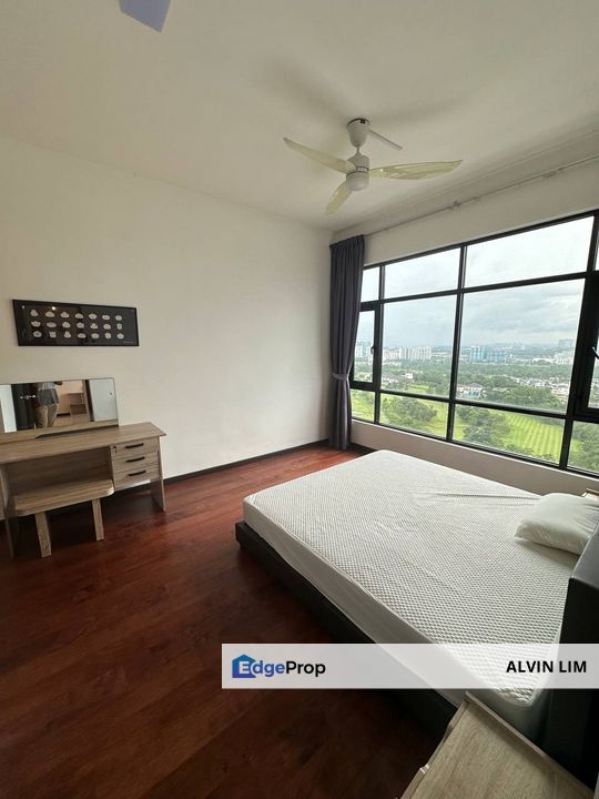 Molek Regency/ Near Ciq/ 2bed 2bath/ Good Condition/ Golf View/ Cheap, Johor, Johor Bahru