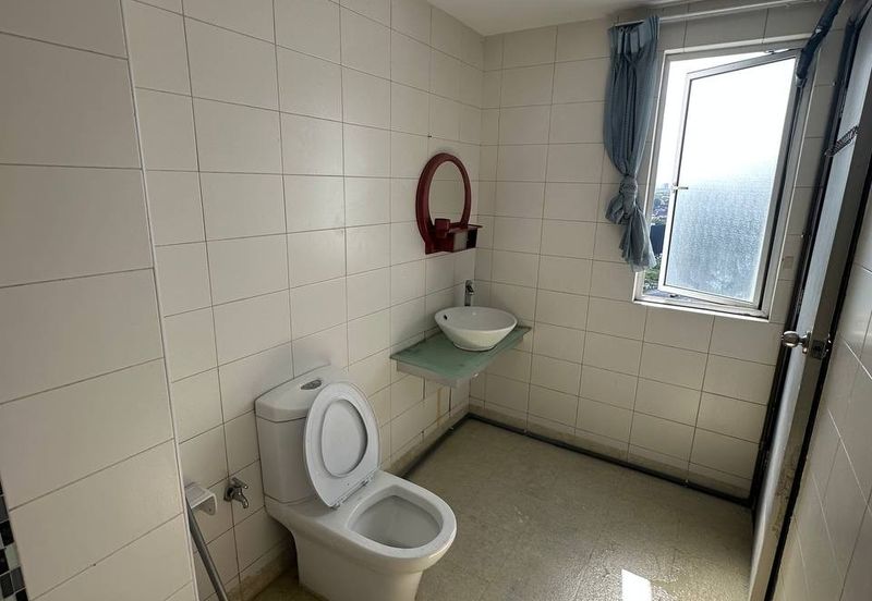 Dedaun Hijau (Greenfield Regency)