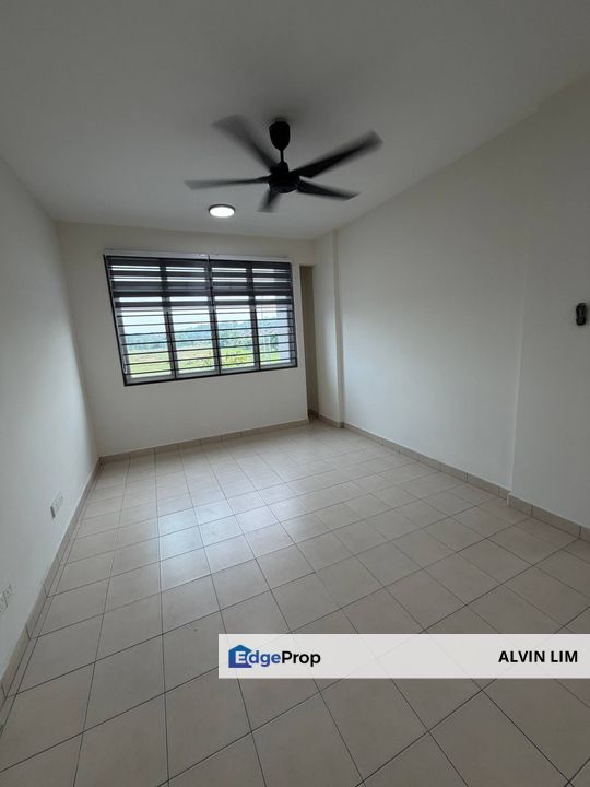 Pangsapuri Senibong Indah/ Masai/ 3bed 2bath/ Good Condition/ Cheapest, Johor, Masai