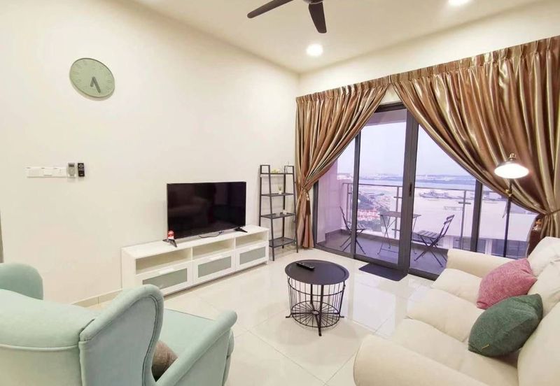 Baypoint @ Country Garden Danga Bay