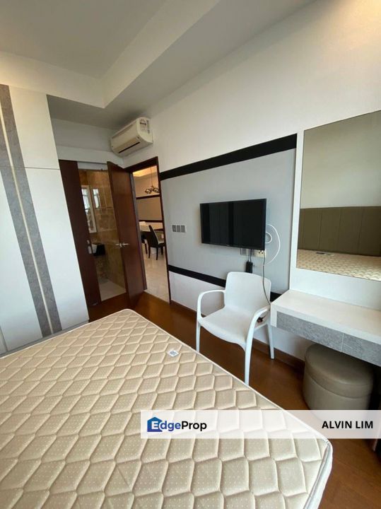 Paragon Residence/ Near Ciq/ 2bed 2bath/ Good Condition/ Cheapest, Johor, Johor Bahru