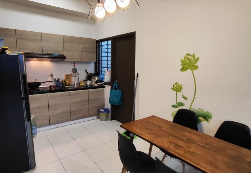 Seri Austin Luxury Apartment