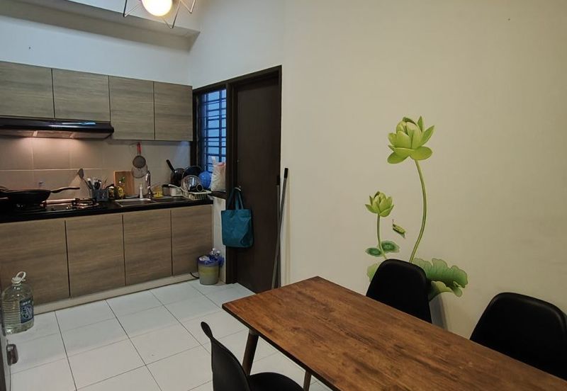 Seri Austin Luxury Apartment