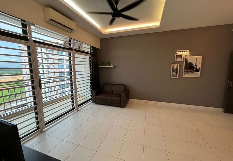 Seri Austin Luxury Apartment