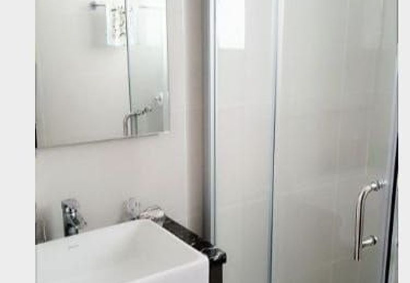 Baypoint @ Country Garden Danga Bay