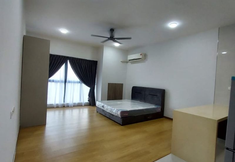 Baypoint @ Country Garden Danga Bay