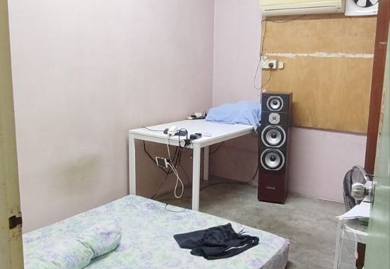 Sri Lanang Flat (Rumah Pangsa Sri Lanang)