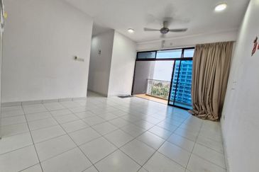 Seri Austin Luxury Apartment