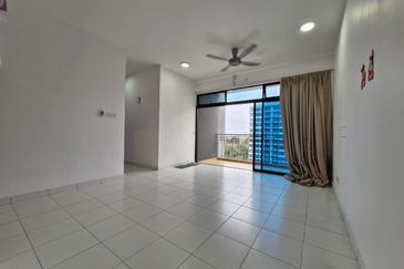 Seri Austin Luxury Apartment