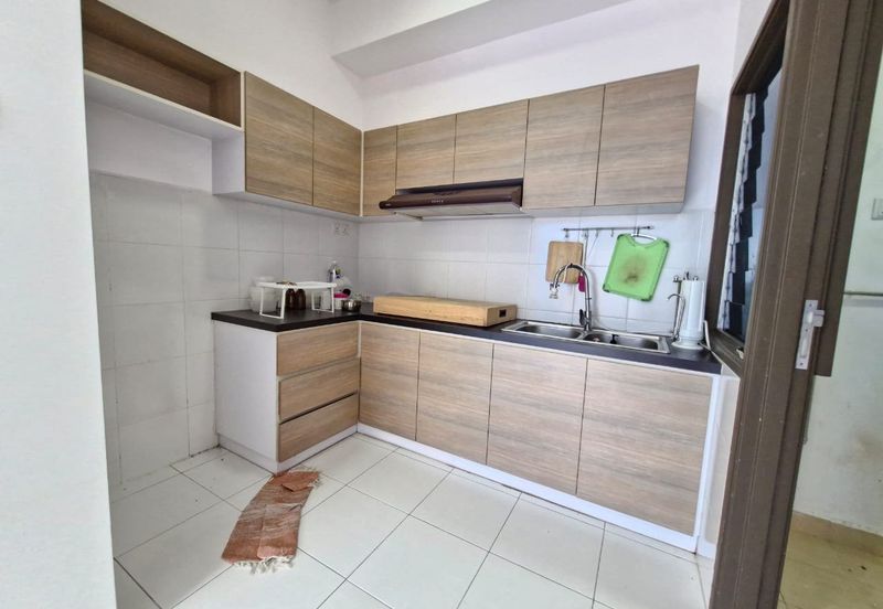 Seri Austin Luxury Apartment