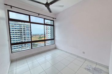 Seri Austin Luxury Apartment