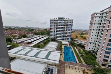 Seri Austin Luxury Apartment