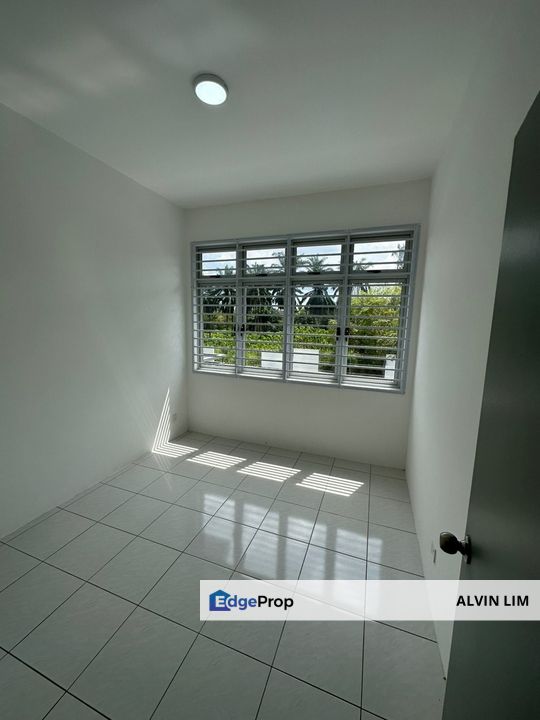 Camellia Residence/ Seri Austin/ 3bed 2bath/ Good Condition/ Cheapest, Johor, Johor Bahru