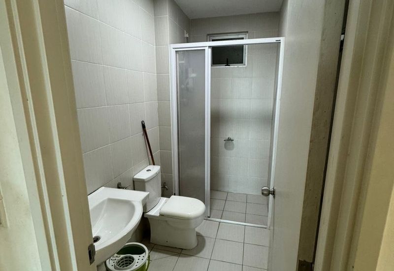 Meridin Bayvue Apartment