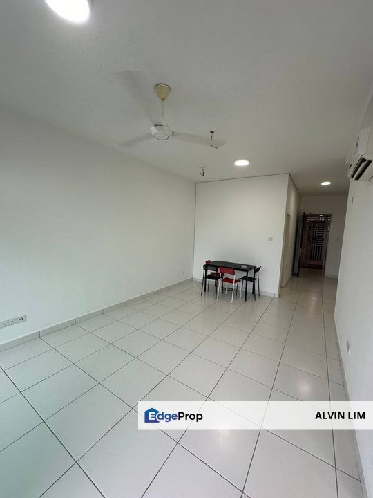 Sky Peak/ Edl/ Setia Tropika/ 3bed 2bath/ New Painting/ Below Market, Johor, Setia Tropika