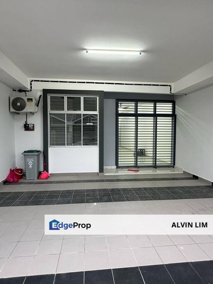 Bandar Putra/ Jalan Puyuh Kulai/ 4bed 2bath/ 20x70/ Brand New/ Cheap, Johor, Kulai