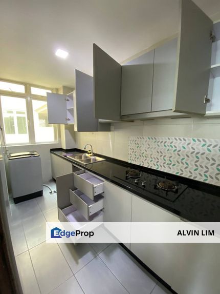 Ksl Residences/ Near Ciq/ 3bed 3bath/ Good Condition/ Cheapest, Johor, Johor Bahru
