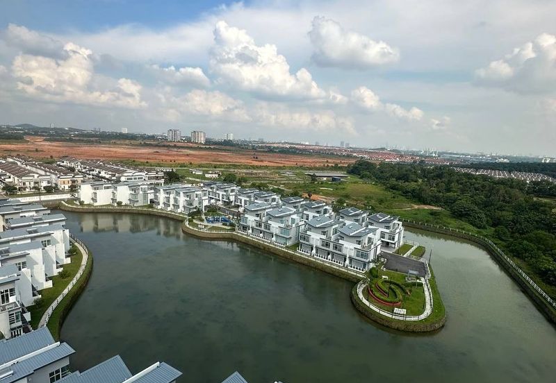 D'Lagoon, Taman Seri Austin
