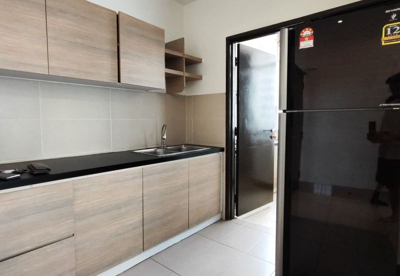 Seri Austin Luxury Apartment