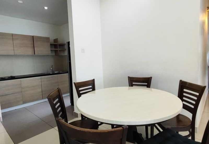 Seri Austin Luxury Apartment