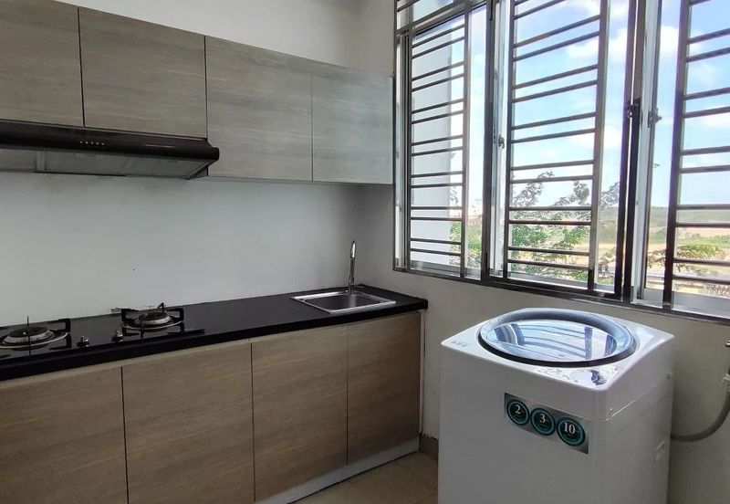 Seri Austin Luxury Apartment