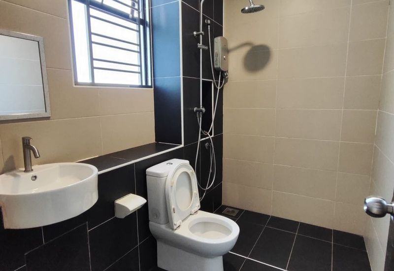 Seri Austin Luxury Apartment