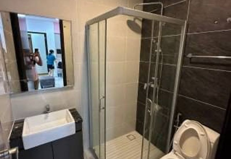 Baypoint @ Country Garden Danga Bay