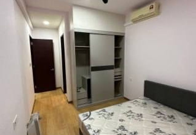 Baypoint @ Country Garden Danga Bay