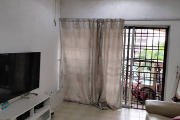 Prima Regency (Savoy Court)