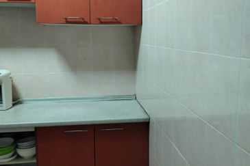 Prima Regency (Savoy Court)