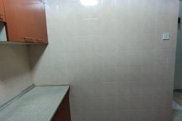 Prima Regency (Savoy Court)