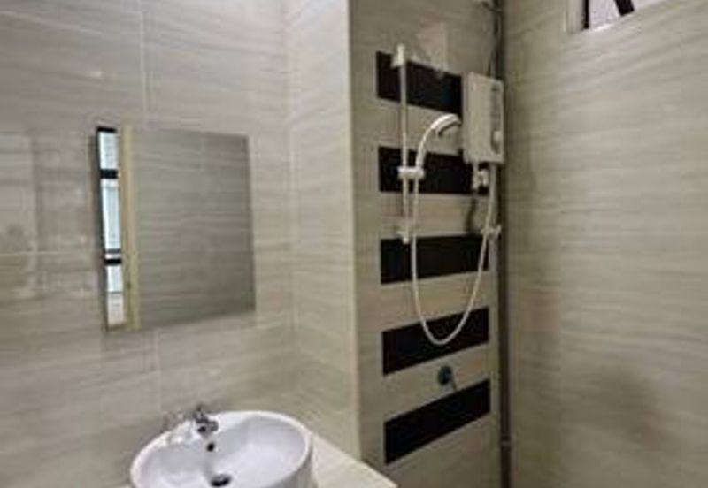 D'Summit Residences @ Kempas Utama