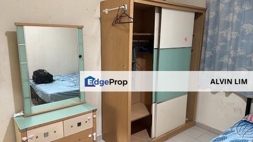 Lake View/ Austin/ 3bed 2bath/ Good Condition/ Cheapest/ Hot Area, Johor, Johor Bahru