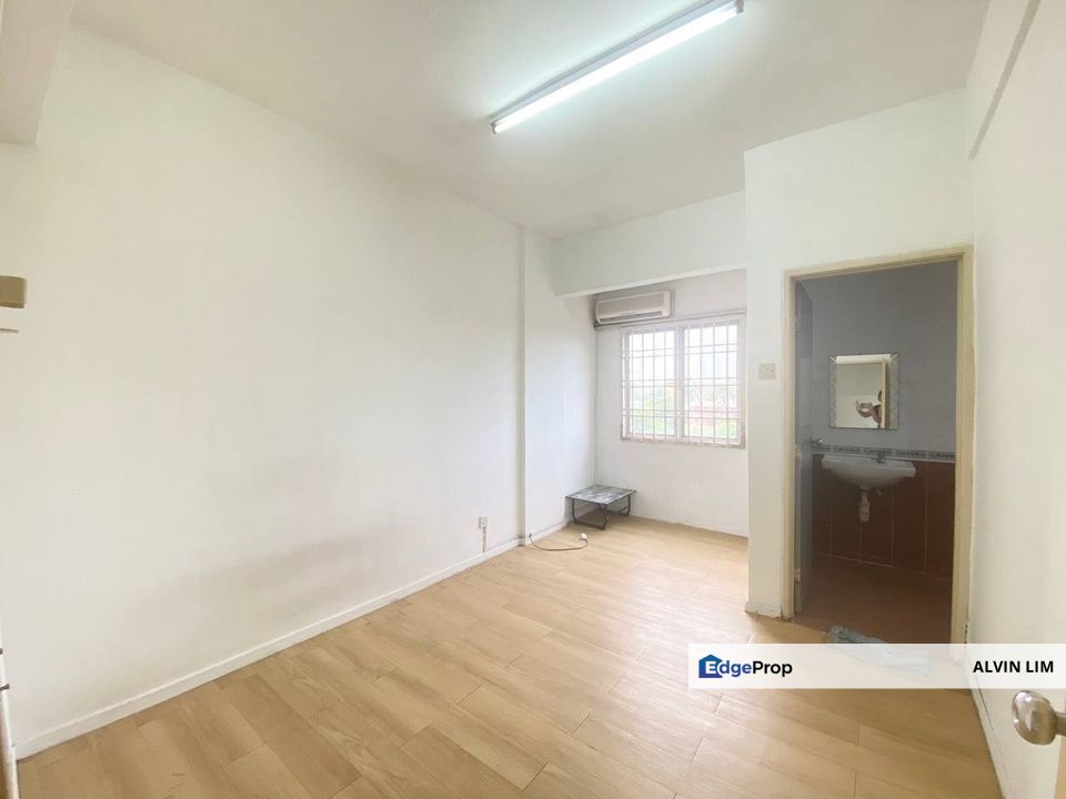 Putri Ria/ Masai/ Megah Ria/ 3bed 2bath/ Good Condition/ Cheapest, Johor, Masai