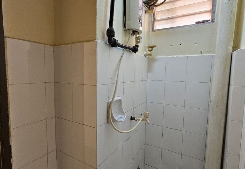 Kekwa Apartment, Taman Sutera Utama