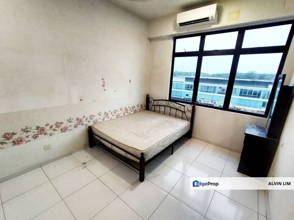 Sky Garden/ Edl/ Setia Tropika/ 4bed 3bath/ Good Condition/ Cheapest, Johor, Setia Tropika