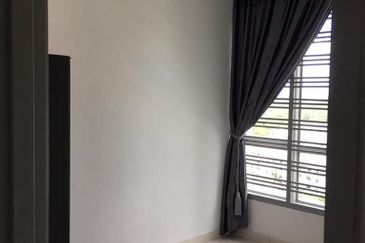 Dedaun Hijau (Greenfield Regency)