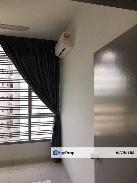 Greenfield Regency/ Public Bus/ Ciq/ 3bed 2bath/ Good Condition/ Cheap, Johor, Tampoi