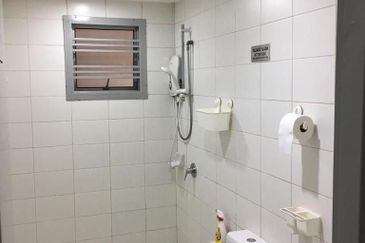 Dedaun Hijau (Greenfield Regency)