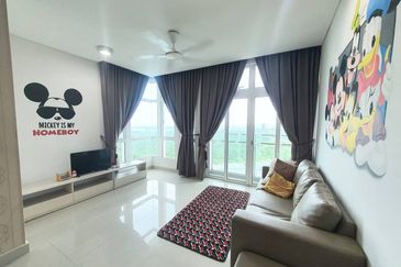 1Medini & Medini Signature