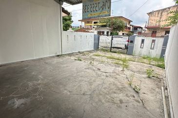 Jalan Permas 3/4