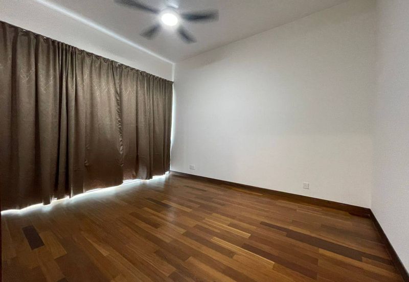 Paradiso Nuova Medini