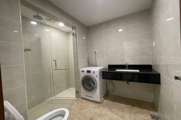 Paradiso Nuova Medini