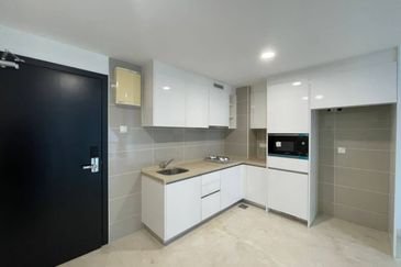 Paradiso Nuova Medini