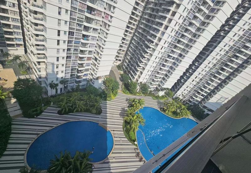 Baypoint @ Country Garden Danga Bay