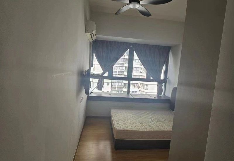 Baypoint @ Country Garden Danga Bay